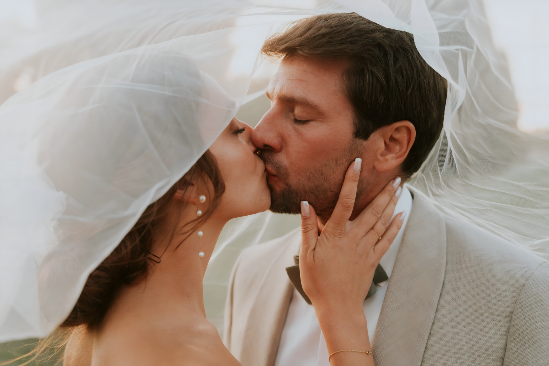 Antoine Lanne Photographe Mariage Bordeaux Celia Et Benjamin 838 1 Picsart AiImageEnhancer Antoine Lanne Photographe Mariage Bordeaux Celia Et Benjamin 838 1 Picsart AiImageEnhancer